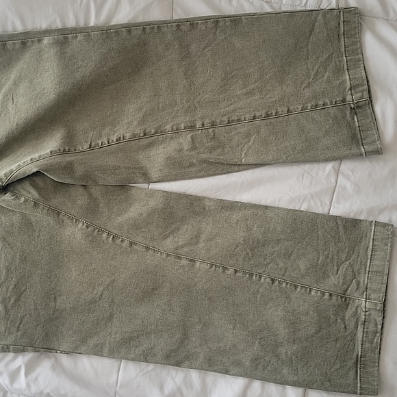 NYDJ NOT YOUR DAUGHTER'S JEANS Women's Green Ankle Cropped Wide Leg Jeans Sz 10 - Picture 3 of 6